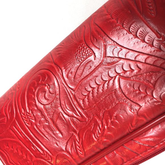 OSCAR DE LA RENTA Red Tooled Clutch Bag - Picture 4 of 13